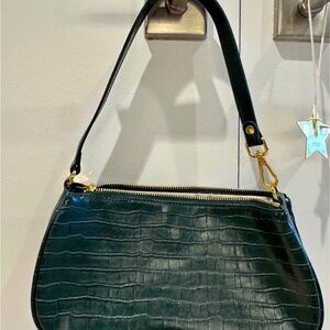 JW Pei Elegant Green Croc-Embossed Women's Shoulder Bag